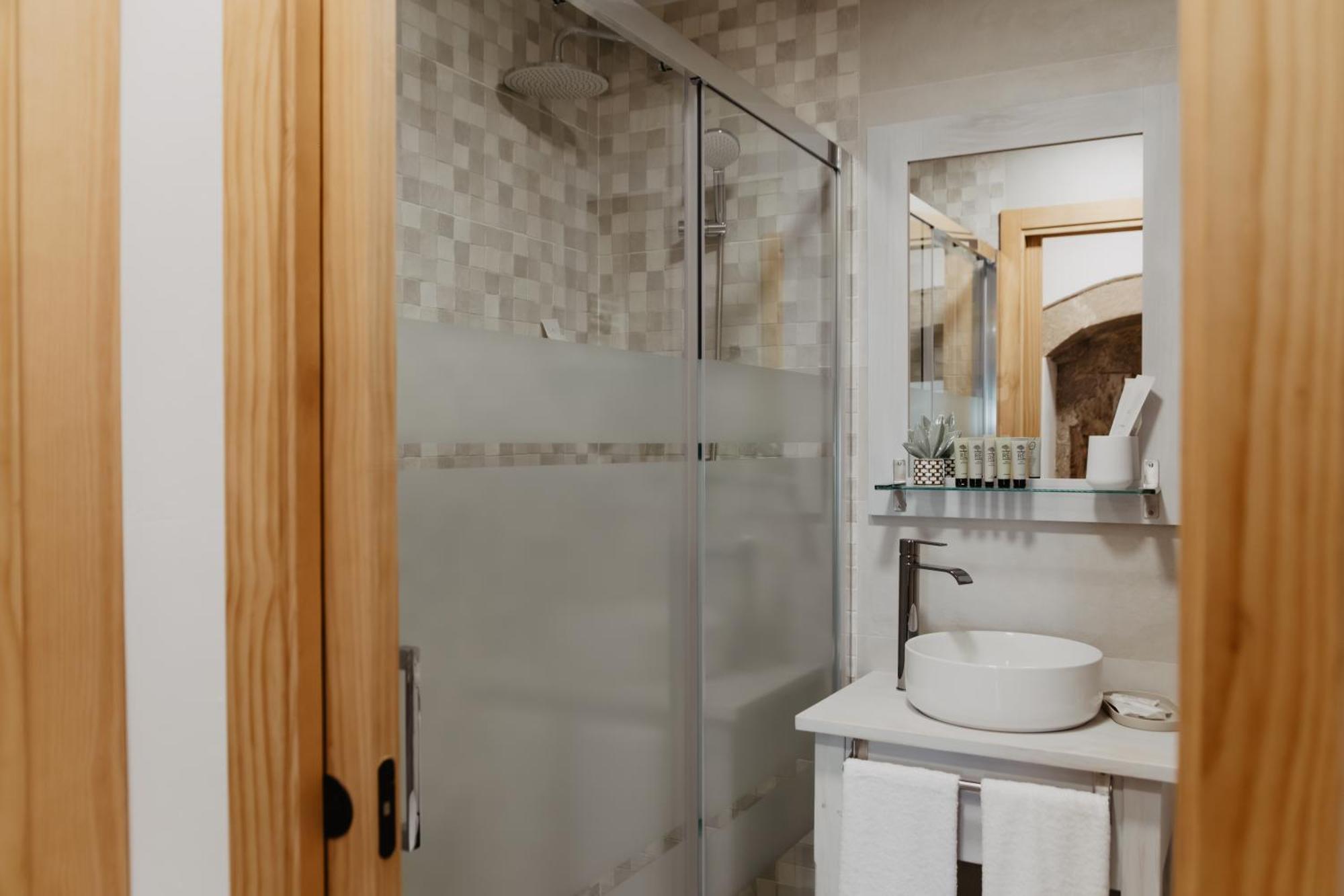 Portal De Santiago Apartment Caceres Exterior photo