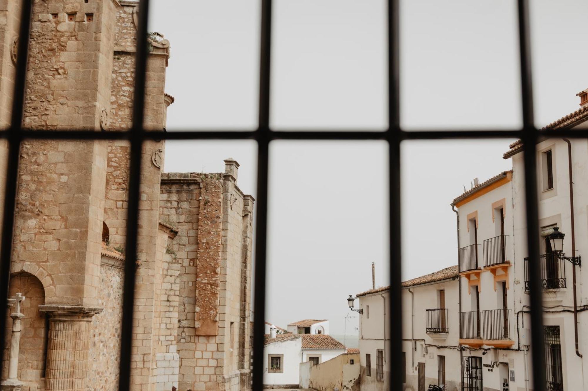 Portal De Santiago Apartment Caceres Exterior photo