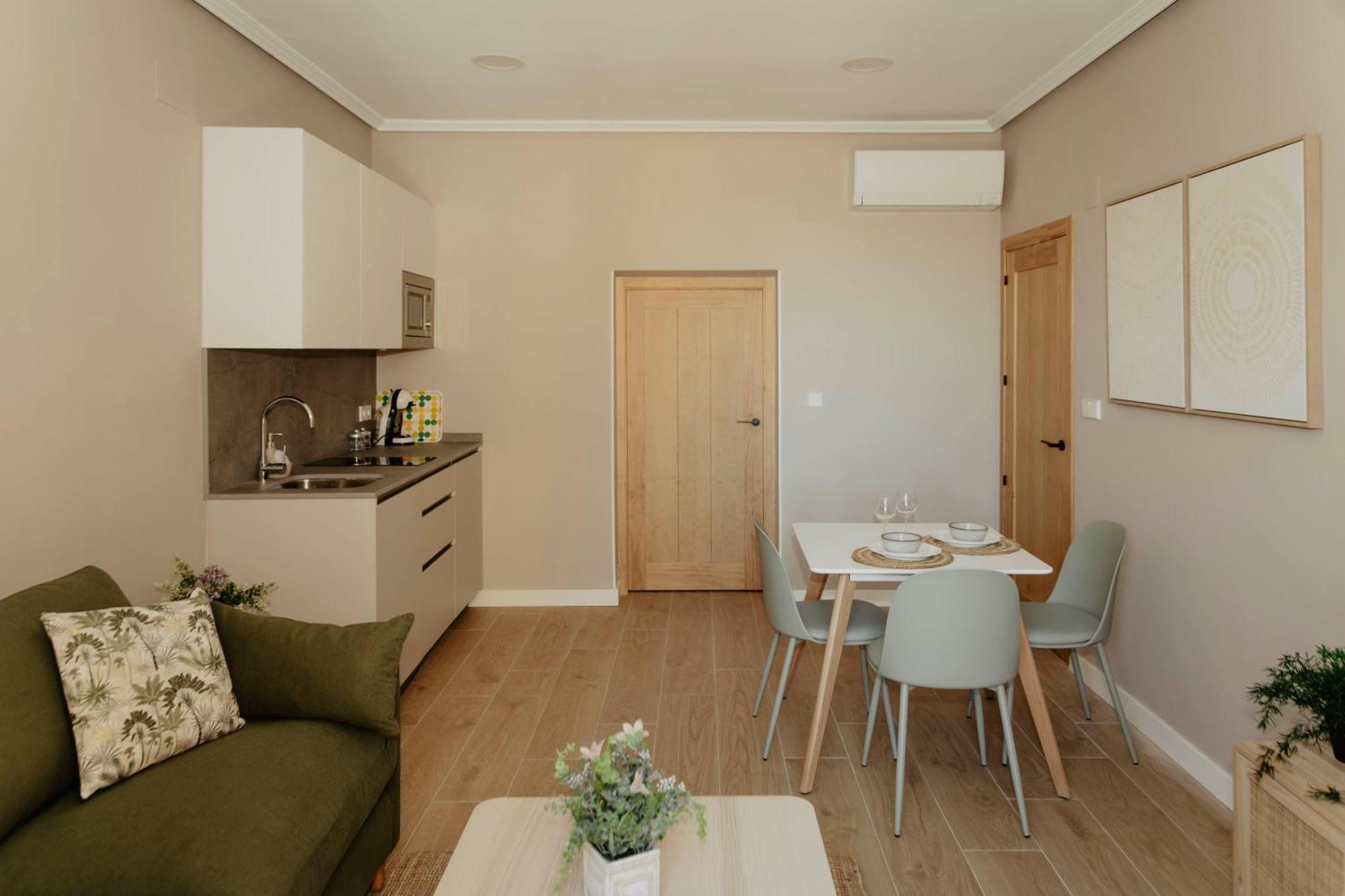 Portal De Santiago Apartment Caceres Exterior photo